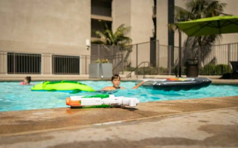 kids in pool